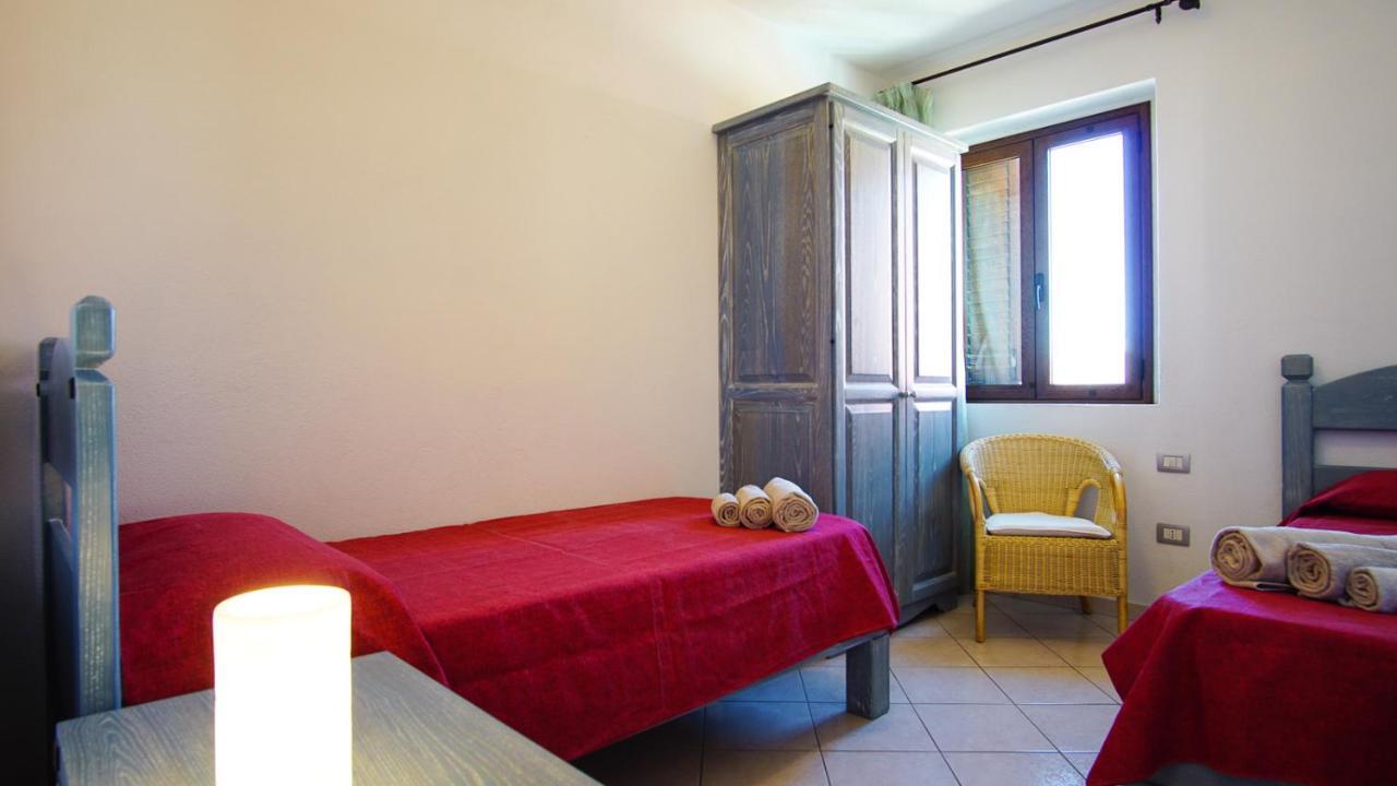Carlo Felice Apartment Santa Teresa Gallura Exterior foto